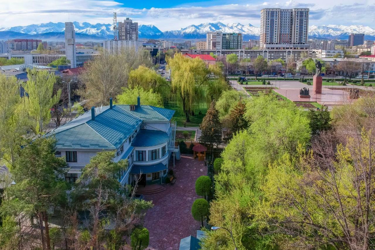 Navat Hotel Bişkek Dış mekan fotoğraf