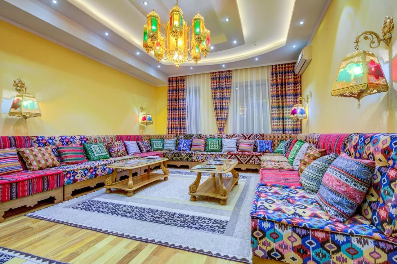 Navat Hotel Bişkek Dış mekan fotoğraf