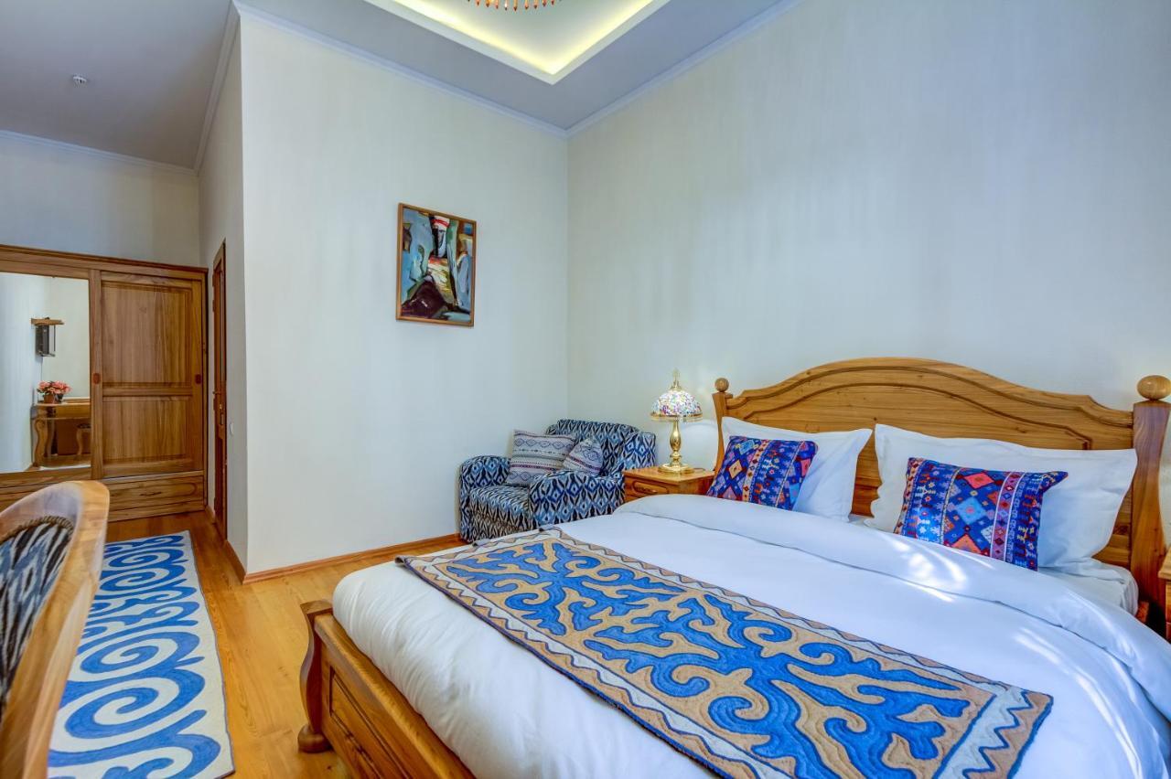 Navat Hotel Bişkek Dış mekan fotoğraf