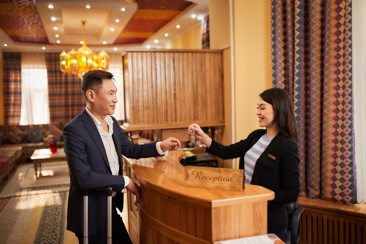 Navat Hotel Bişkek Dış mekan fotoğraf