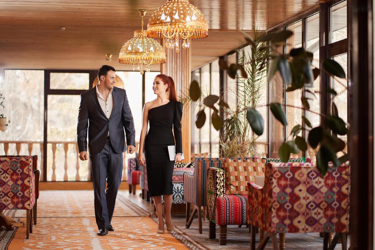 Navat Hotel Bişkek Dış mekan fotoğraf