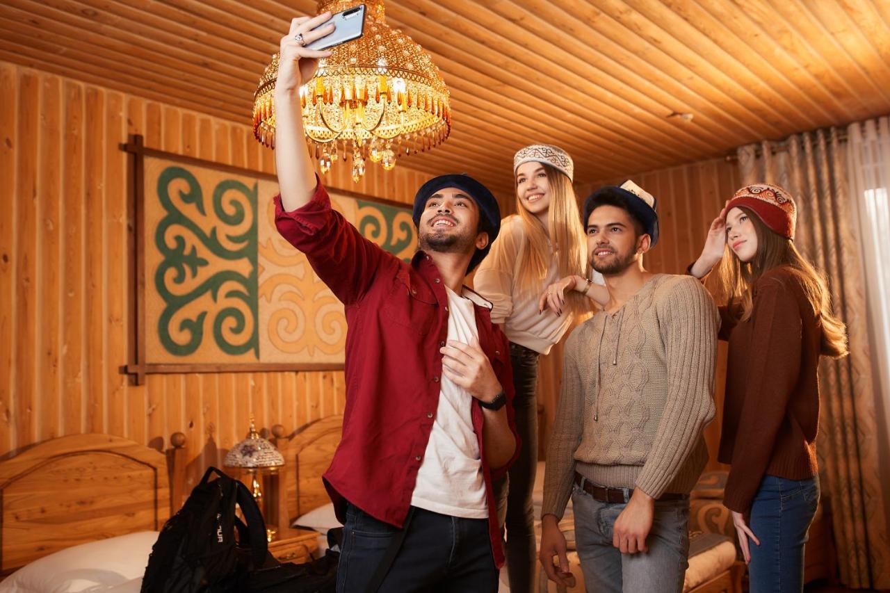 Navat Hotel Bişkek Dış mekan fotoğraf