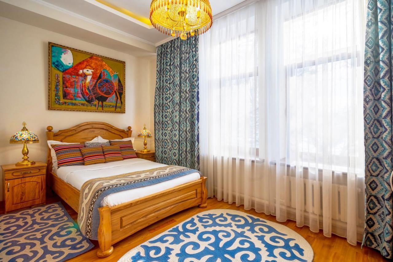 Navat Hotel Bişkek Dış mekan fotoğraf