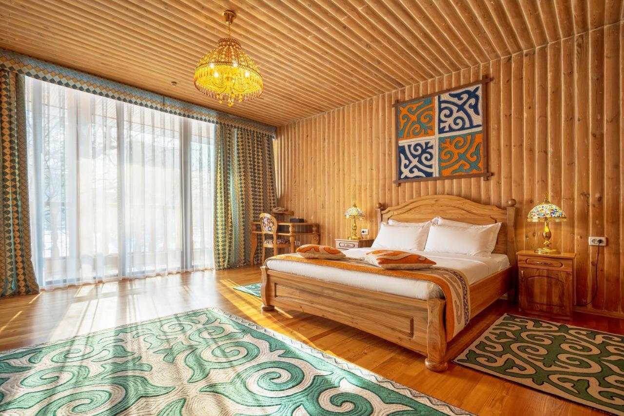 Navat Hotel Bişkek Dış mekan fotoğraf